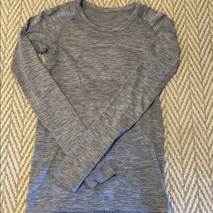 lululemon swiftly tech long sleeve- light grey